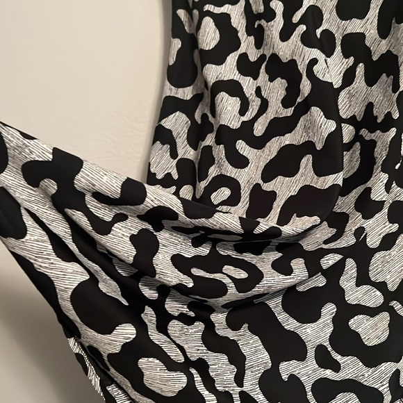 Mossimo - black and gray top Size XS - Picture 6 of 10